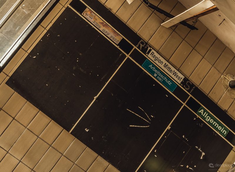 Weisskaue Drahtkörbe